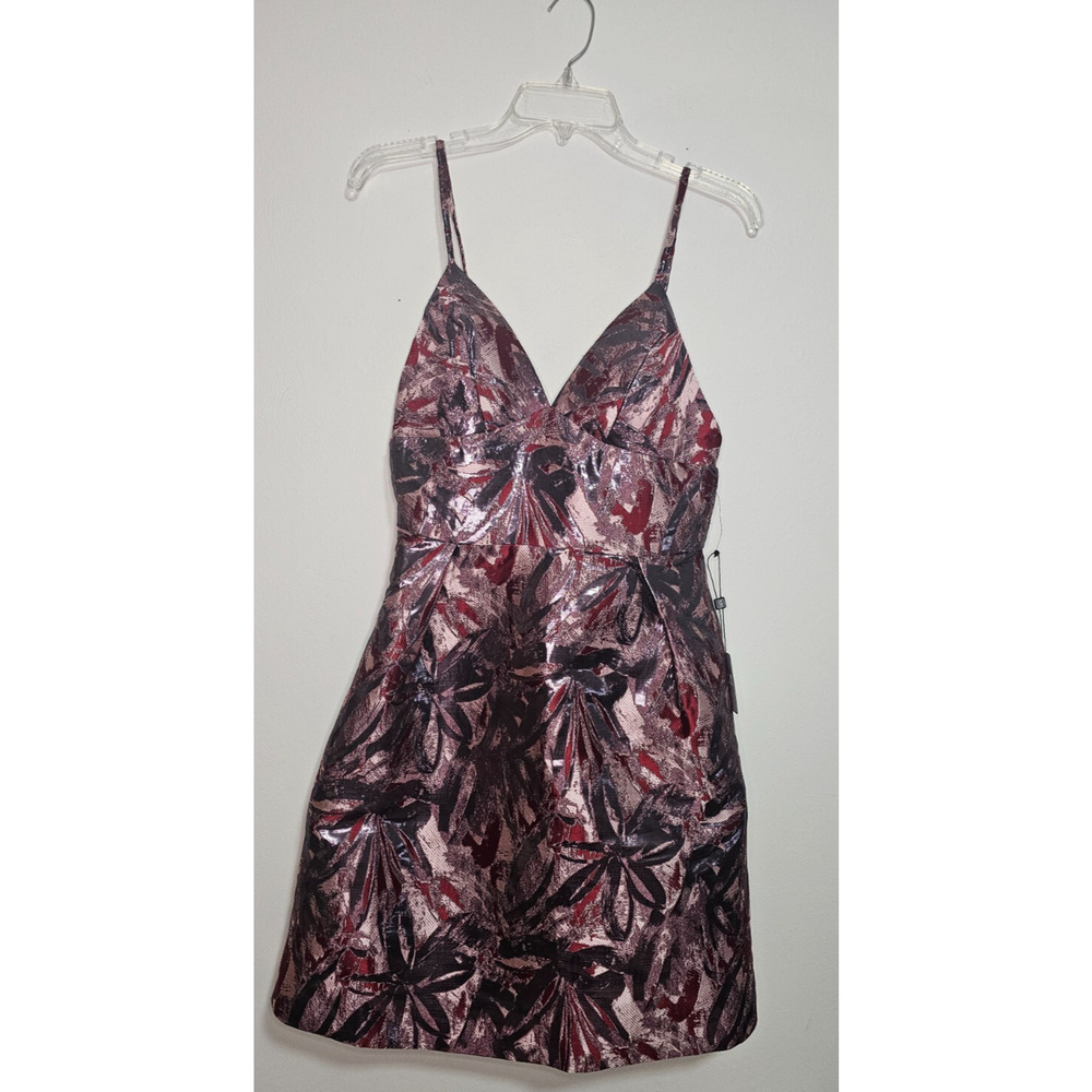 Laundry By Shelli Segal Dress NWT SZ 2 V-neck Lined Jacquard Fit & Flare Pockets